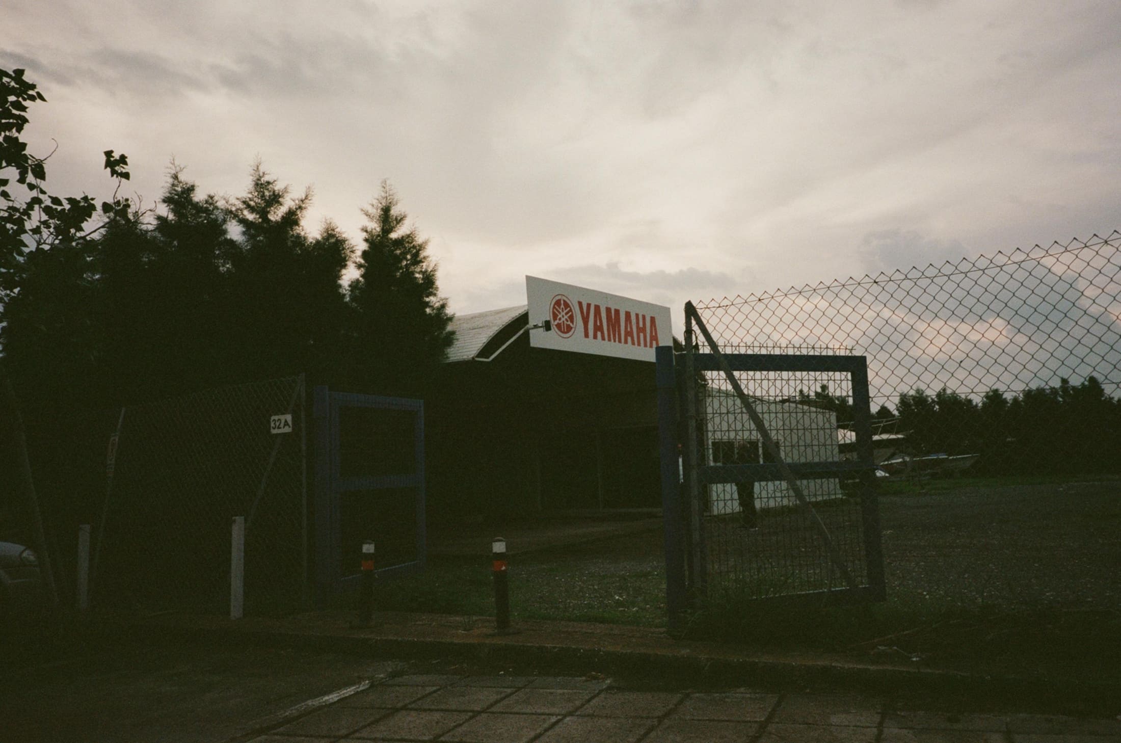 Street frame 15