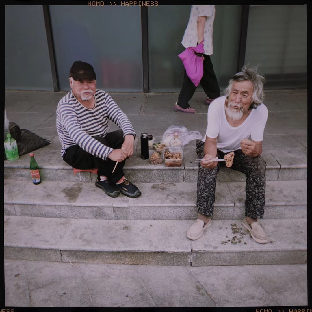 Street frame 72