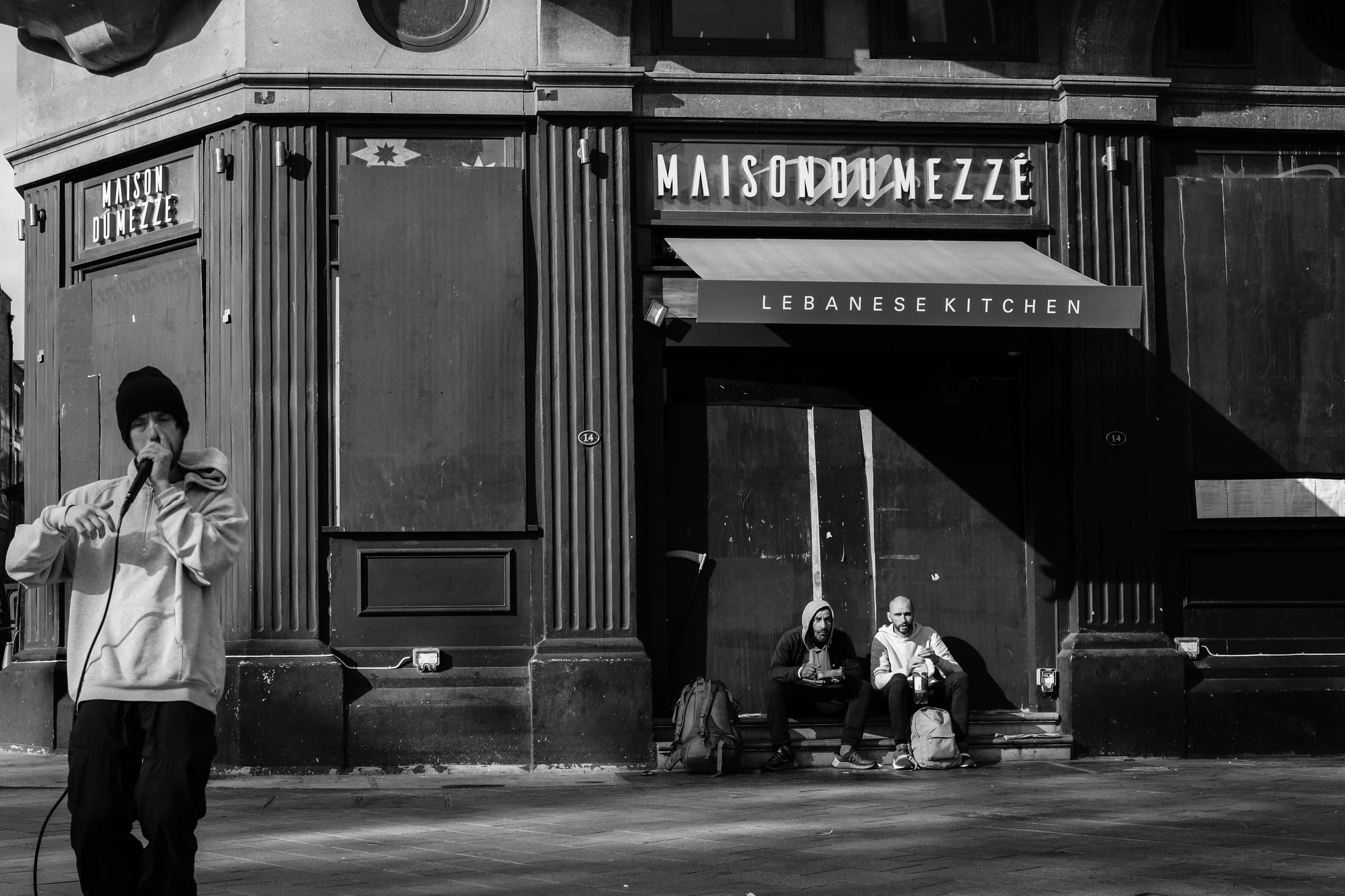 Street frame 154